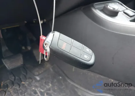 2021 Jeep Compass Trailhawk 4X4 из США, поврежденный, VIN 3C4NJDDB6MT557087